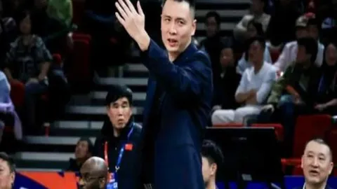 那不勒斯本赛季22轮积53分，与去年同阶段积分相当。